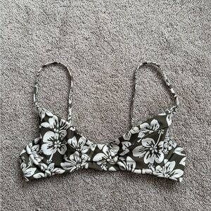 Benoa Green Batik Shea Top MEDIUM